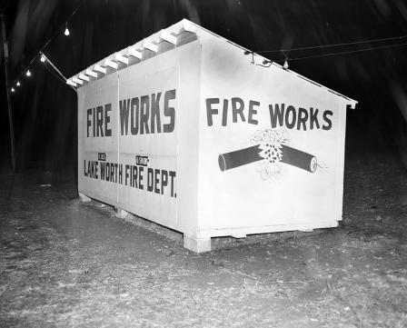 Lake Worth Volunteer Fire Department, Fireworks Stand